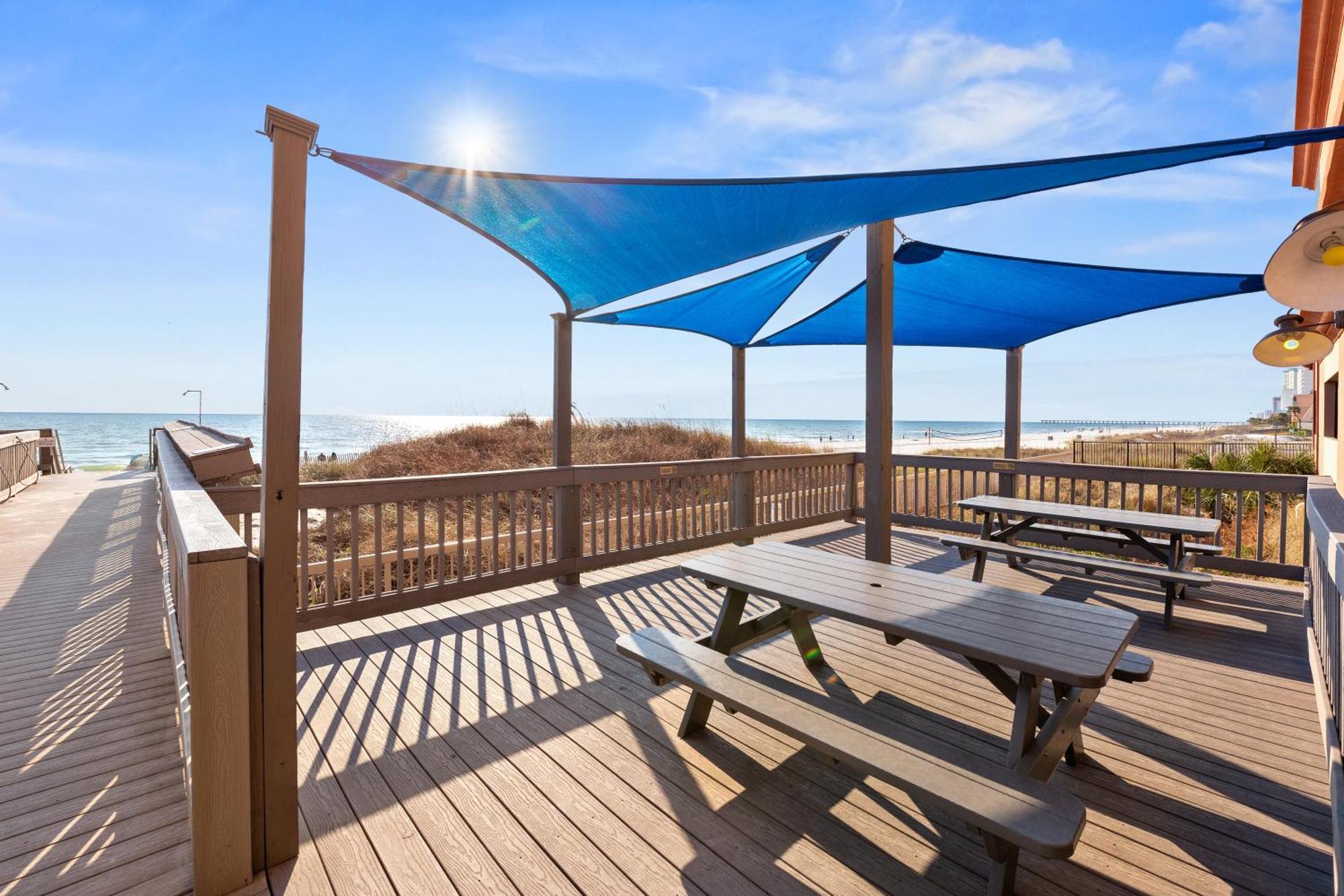 Gulf Front Master Br In Sunrise Beach With Amazing Views! Sleeps 7! Panama City Beach Exteriér fotografie